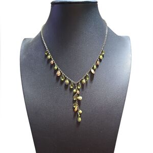 Vintage Metal Tear Drop Facited Y Necklace 12